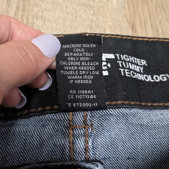 Lane Bryant Bootcut Jeans Women's Size 28 - Picture 2 of 10